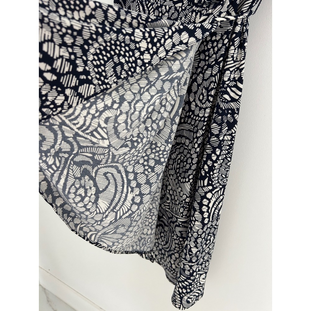 Chaps Womens Navy Blue White Abstract Print Sleeveless Faux Wrap Dress Small - Picture 8 of 10